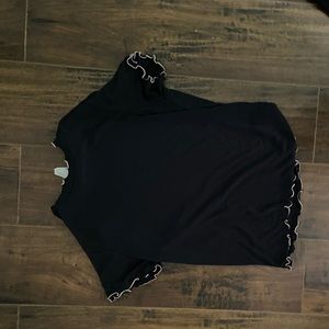 Shirt sleeve top with ruffles